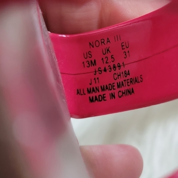 2/$20 Jessica Simpson Pink Sandals 13 - Picture 6 of 6